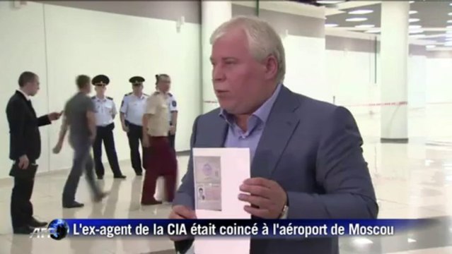 Russie: l'ex-agent de la CIA Edward Snowden obtient l'asile