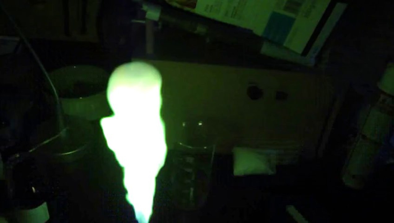 Comment faire un briquet lance-flamme, le tutoriel ;-)