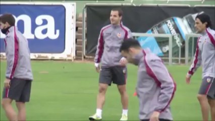 Tottenham - Soldado rejoint les Spurs