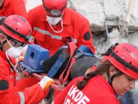 ADAK AYVALIK DOĞAL AFETLER ARAMA KURTARMA VE İLKYARDIM DERNEĞİ
