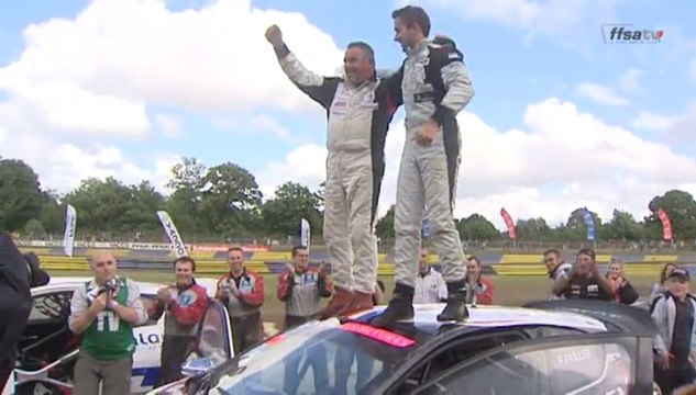 Fabien Pailler sur la plus haute marche à Kerlabo