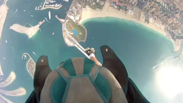 PARACHUTISME - CHAMPIONNATS DU MONDE DUBAI 2012 : Canopy Piloting 3 Décembre 2012 - Saut 7