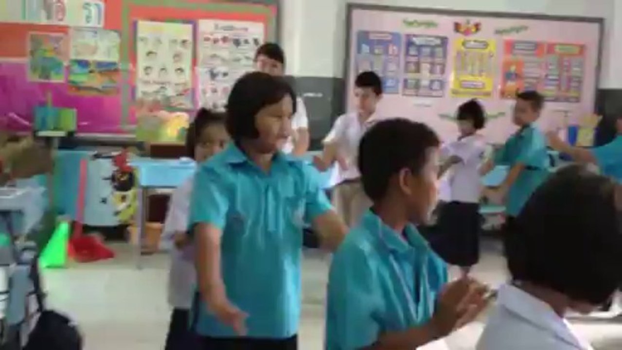 สอนเด็กป.3 รำโอบ้ง by ครูพี่อำไพ&ครูพี่กรีน