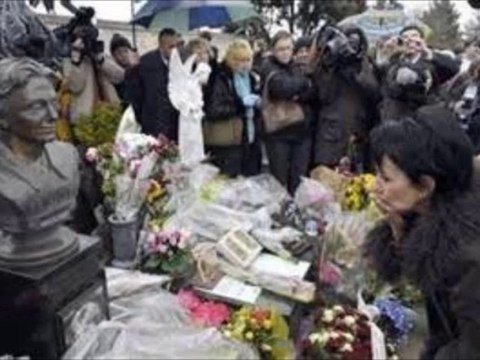 Berniy chante je ne suis pas mort je dors de Michel Sardou Hommange a CLOCO