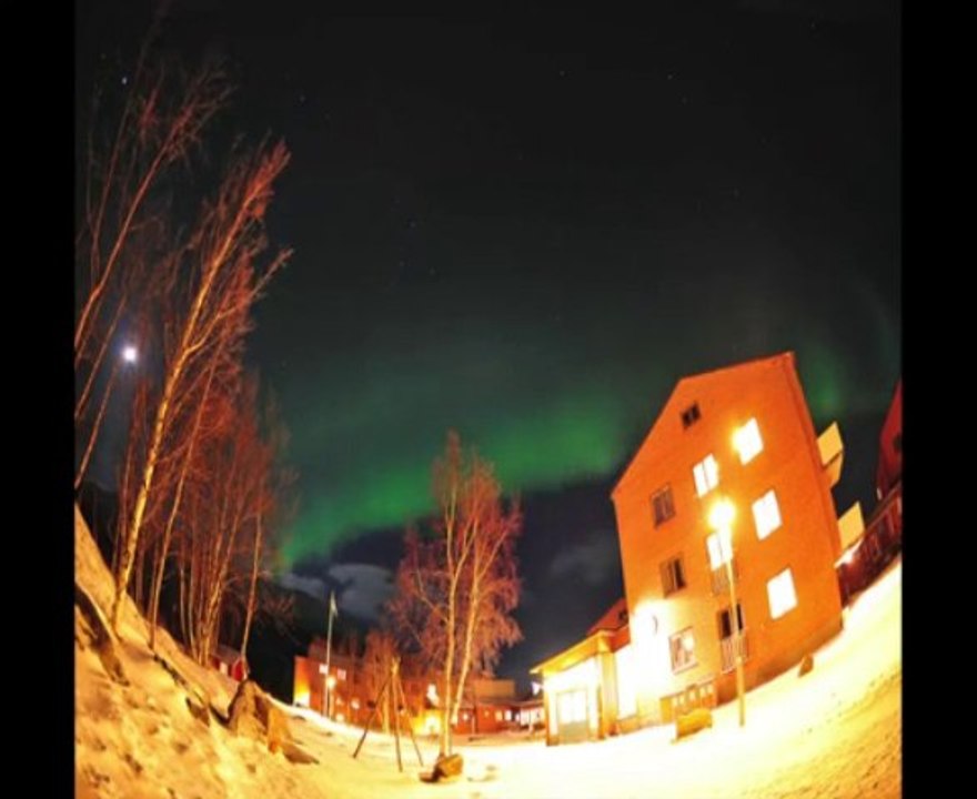 Gökyüzünde Işıklı Senfoni | Aurora