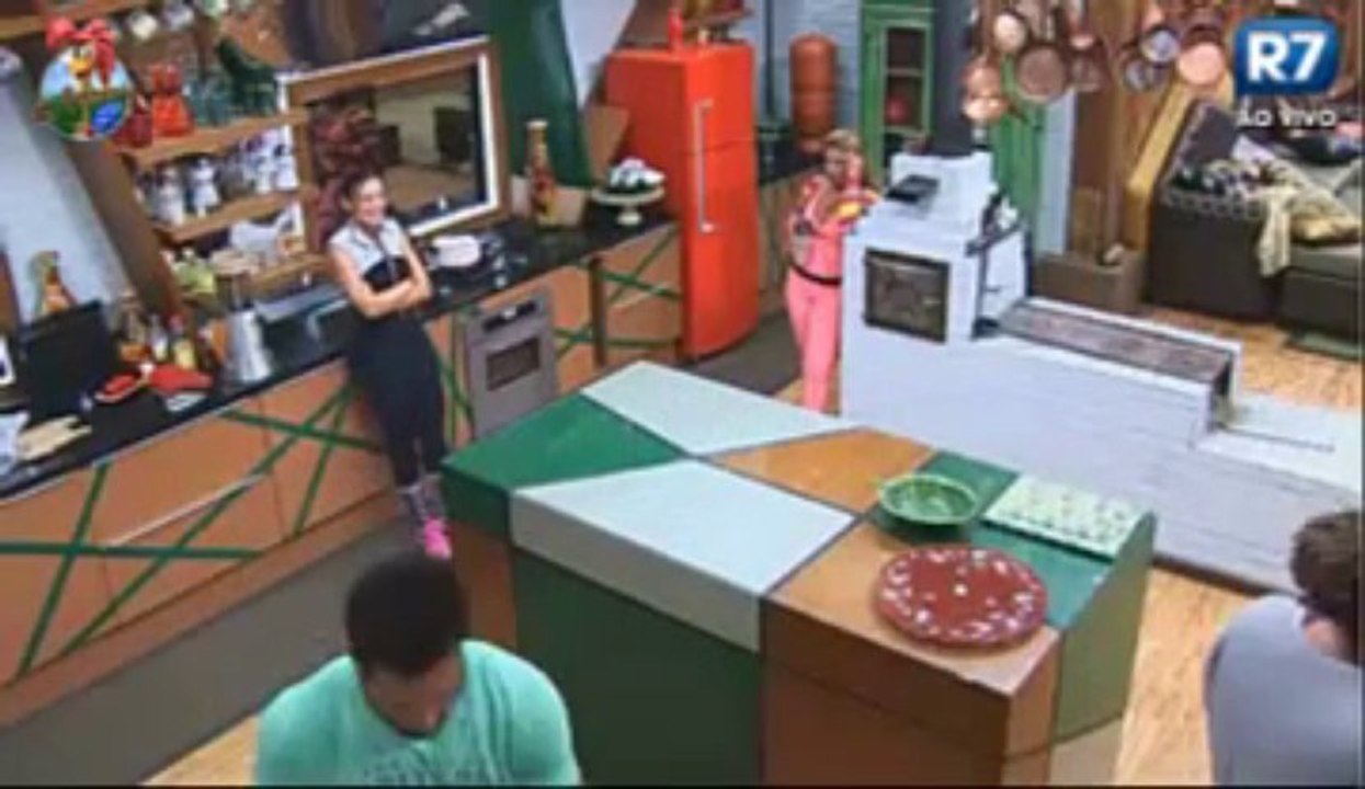 Andressa Faz Suco com Pimenta - Madrugada de Quarta 31/07/2013