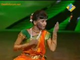 Vaishnavi performed Lavni Dance on the song Apsara Aali(Upld. by Amit Ghosh)