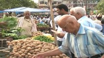 Onion price hurts domestic budget and hits sale