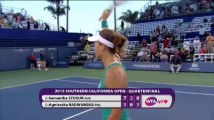 Carlsbad - Stosur se deshace de A. Radwanksa ()7-5 2-6 6-3)