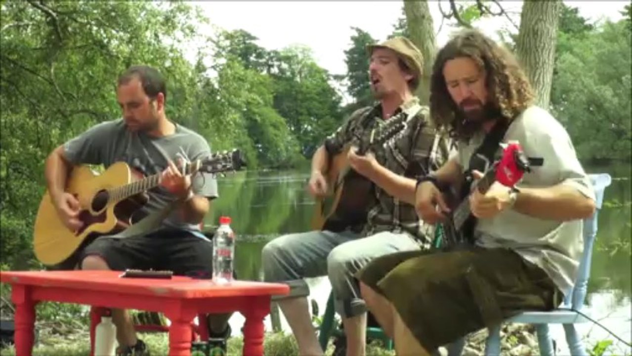 Handbrake Shirley - Holly Molly Maggie // Lakeside Session at Kendal Calling