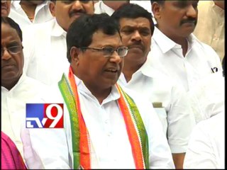 Seemandhra leaders must abide by T-decision - Jana Reddy