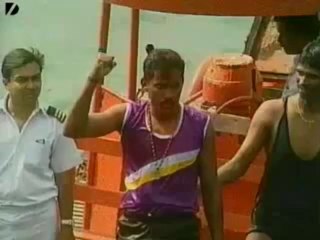 38-Meter High Dive Goes Wrong [from www.metacafe.com]