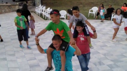 ΠΑΙΔΙΚΗ ΓΙΟΡΤΗ ΞΗΡΟΛΙΜΝΗΣ 08-2013