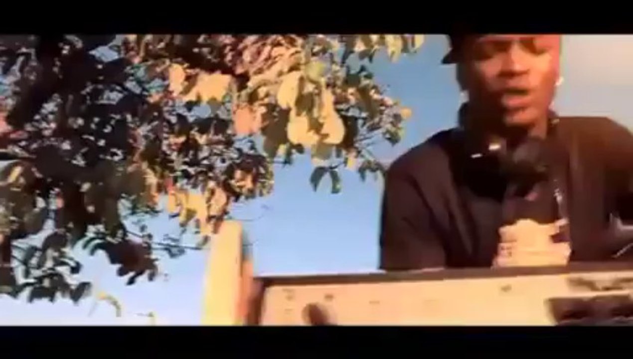 Coup_d_cal_HD_DEBORDO_LEEKUNFA_-_Rien_que_la_nation