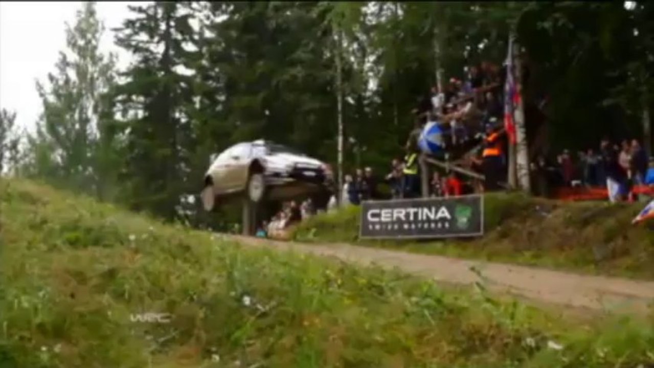 WRC: Ogier dominiert, Kollision sorgt für Aufregung