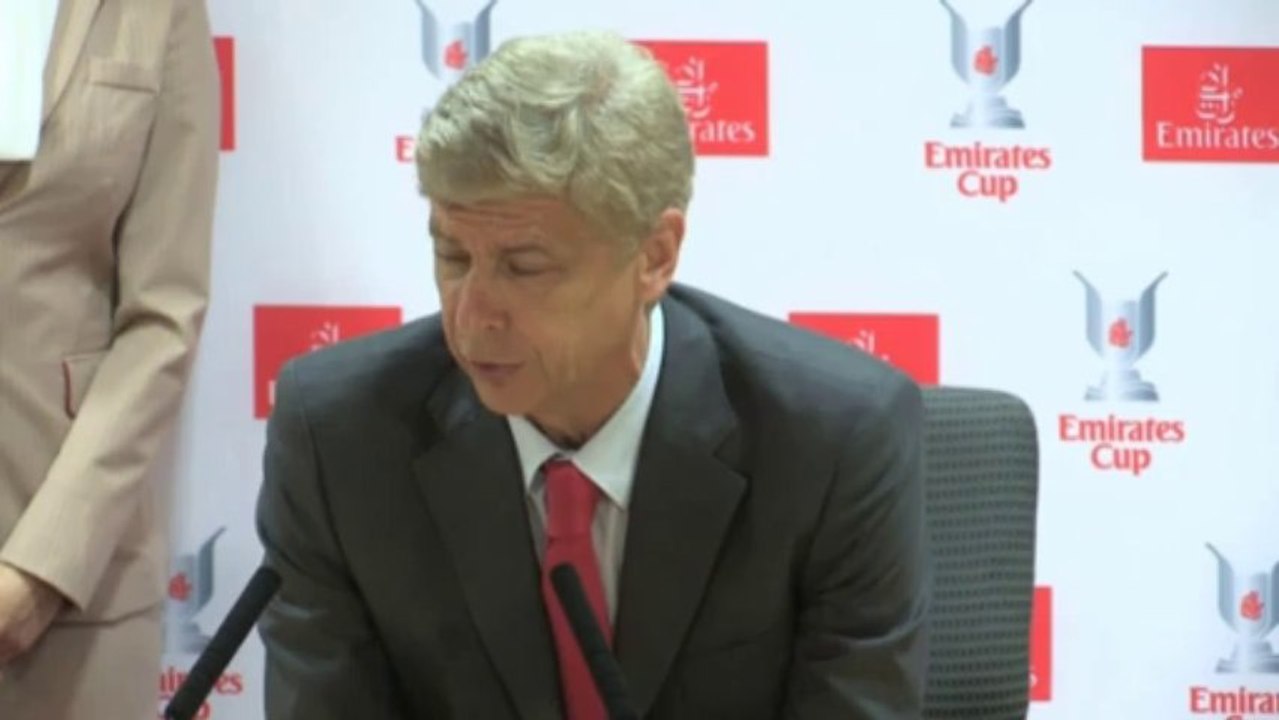 Wenger über Suarez-Transfer: 'Sprechen nicht öffentlich drüber'