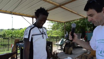 13 08 03 Moules et petites pièces coulées  par un artiste du Burkina Faso