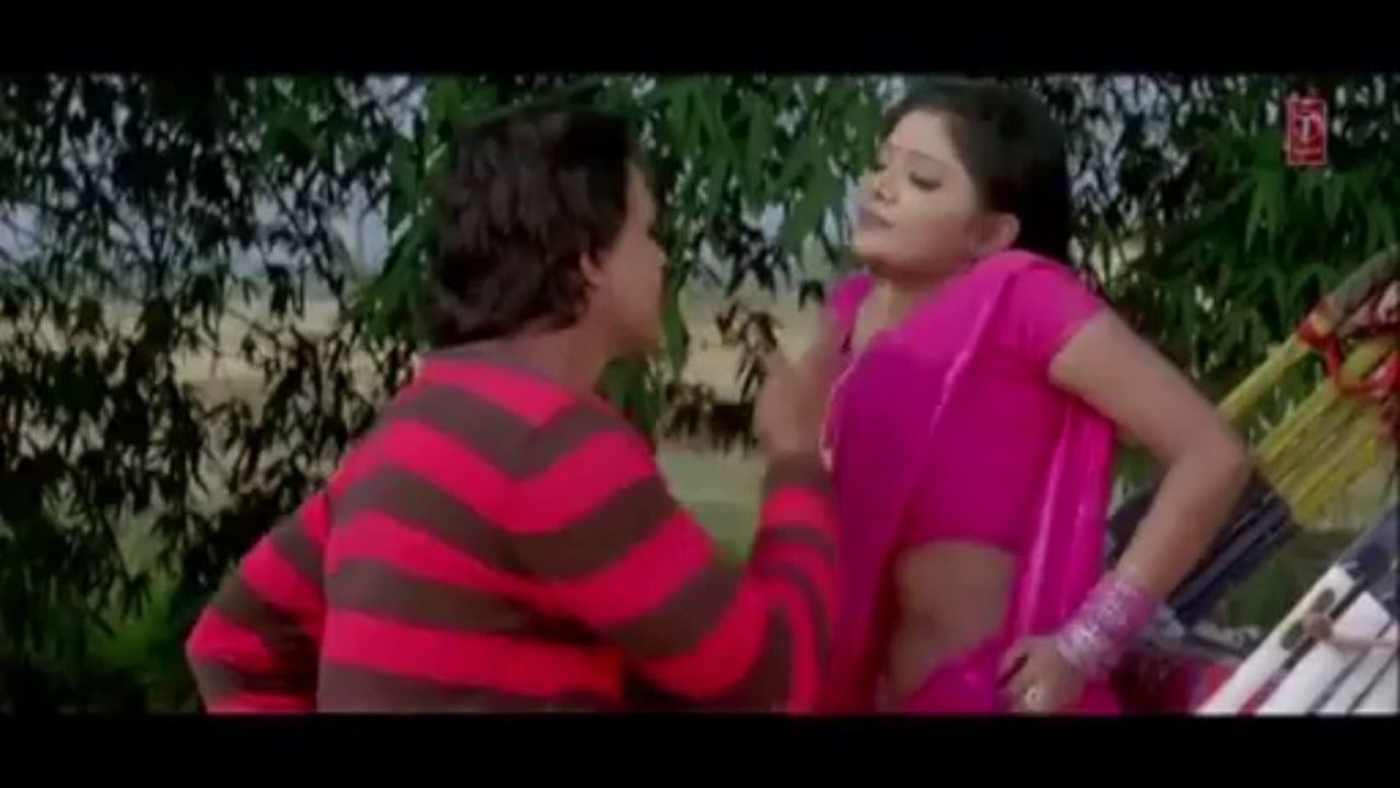 Kaini Hum Tohare naam Aapan Jawani (Full Bhojpuri Video Song) Pyar Karela Himmat Chahin