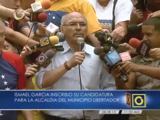 Ismael García inscribe su candidatura para la alcaldía del municipio Libertador