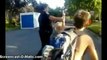 (Vídeo) WTF!  Cop Punches 8 Year Old Boy in the Face! Un policía pega a un niño de 10 años en EE.UU.