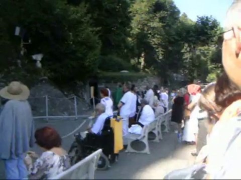 Messe a la Grotte de Lourdes (65)