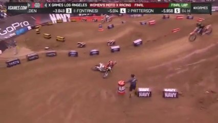 Meghan Rutledge fête sa victoire trop tôt et se ramasse pendant les X-Games