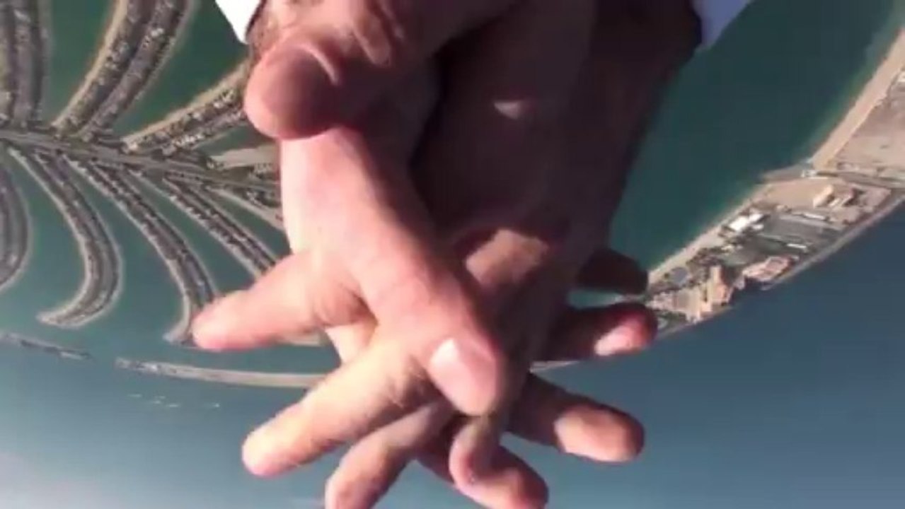 PARACHUTISME - CHAMPIONNATS DU MONDE DUBAI 2012 : Freefly - "France 2 - Saut 7"