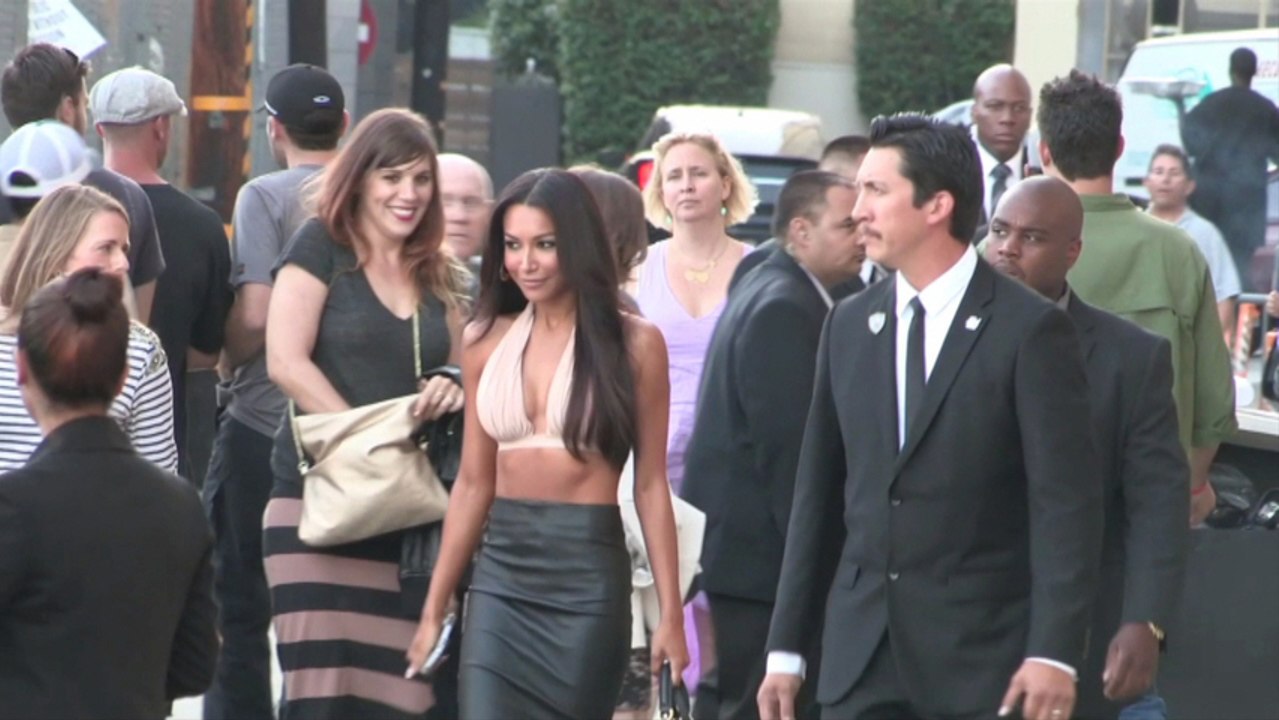 Naya Rivera Shows Off Her Toned Body and Bryan Cranston and Christina Ricci on GMA