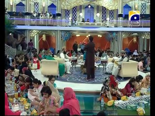 26th Iftari Iftar Aamir ke sat Part 3 in Amaan Ramazan with Aamir Liaquat 1434h 5-8-2013 -010