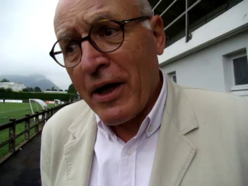 DECES DE ROLLAND CASTELLS - HOMMAGE DU STADE BAGNERAIS RUGBY