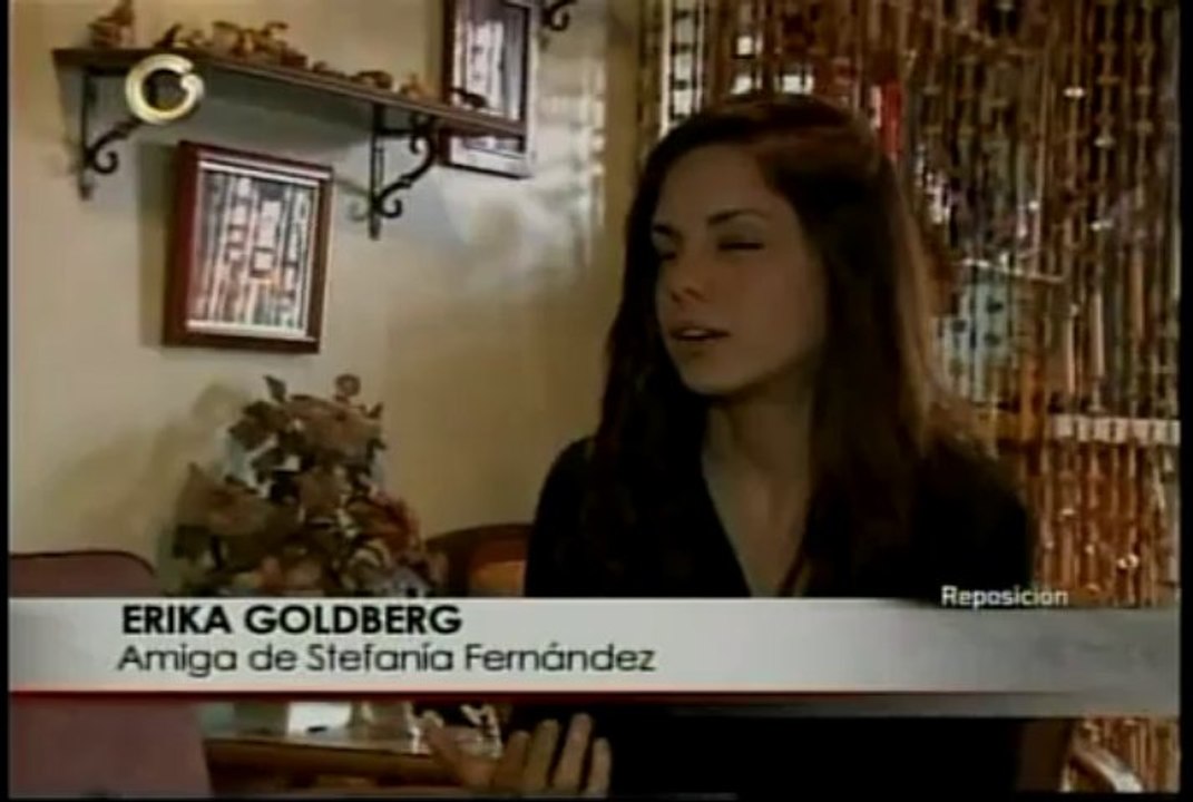 STEFANÍA FERNÁNDEZ EN PRIVADO (3/4)