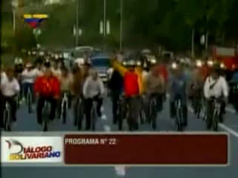 (Vídeo) Maduro, Pérez Pirela, Villegas, el potro y Winston llegaron en bici al diálogo bolivariano