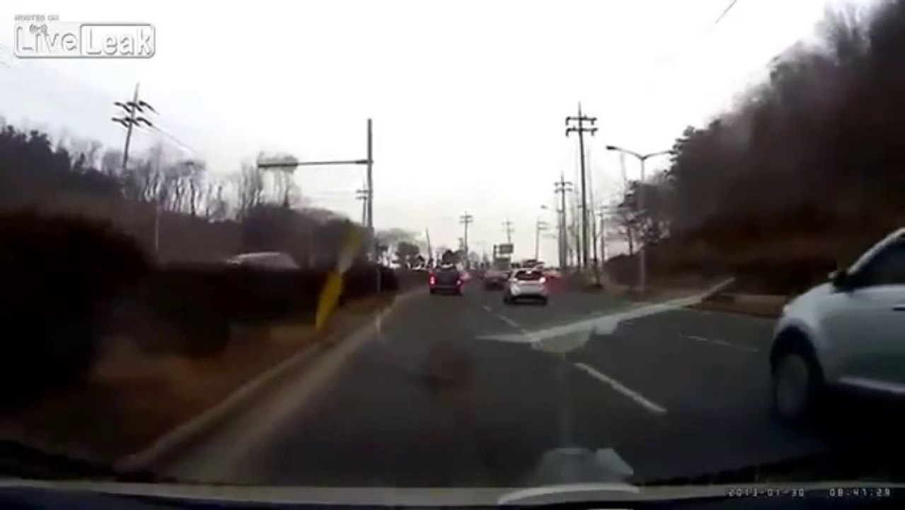 CAR CRASH - SURPRISE!