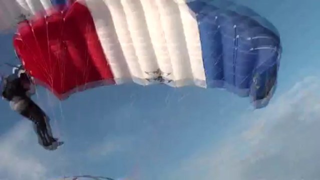 PARACHUTISME - CHAMPIONNATS DU MONDE DUBAI 2012 : VOILE CONTACT à 2 - FRANCE A - saut 2