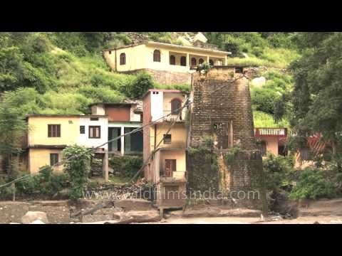 Massive broken bridge in Guptkashi: Post Uttarakhand Floods