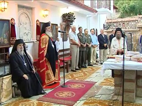 Δεν είναι όλοι απατεώνες, εξαιρούνται οι παρόντες είπε ο Νικόλαος για τους πολιτικούς