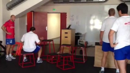 Séance de jumping pour les avants du FCG