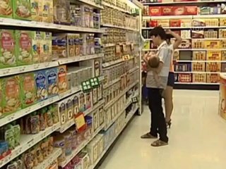 Из магазинов Гонконга отзывают детские смеси