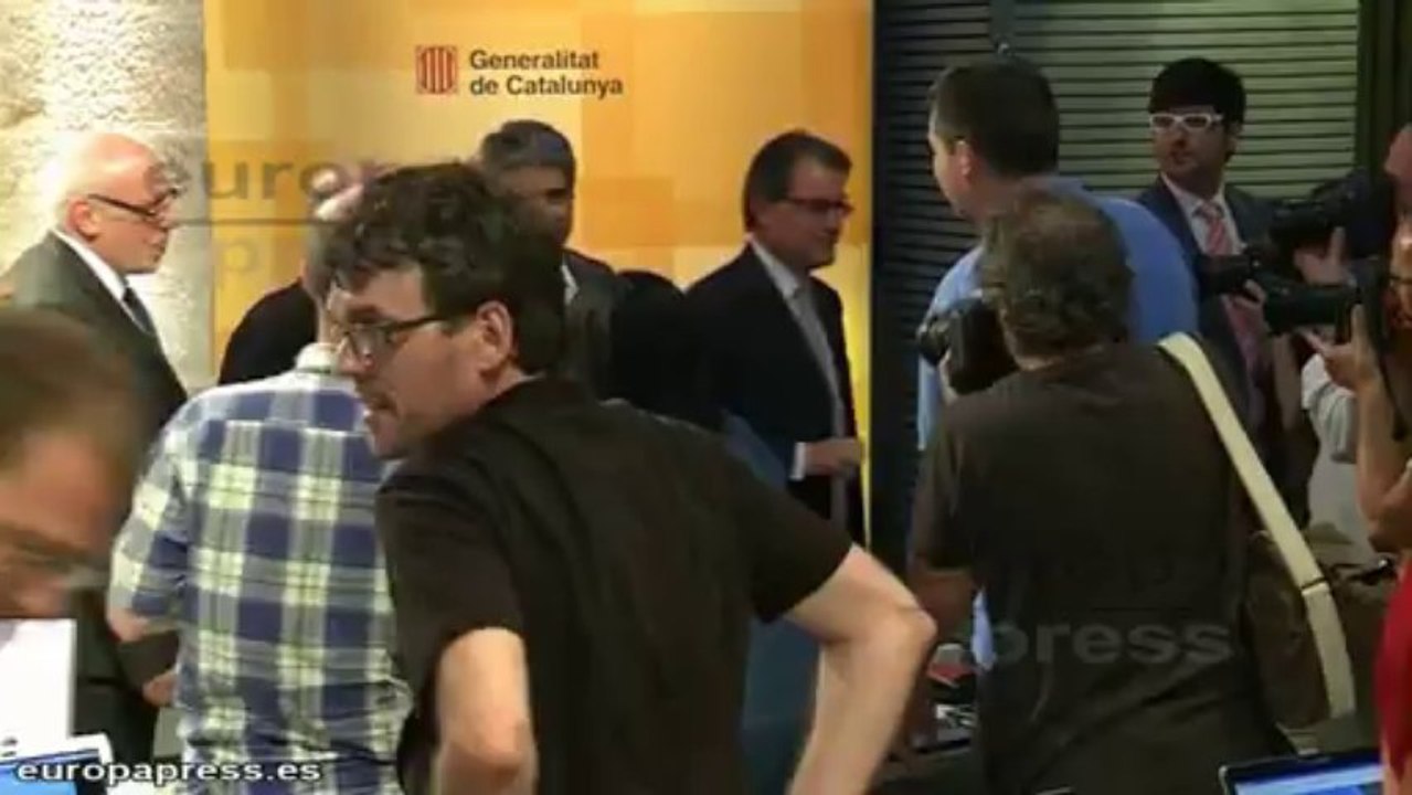 Mas afirma que prorrogará los presupuestos