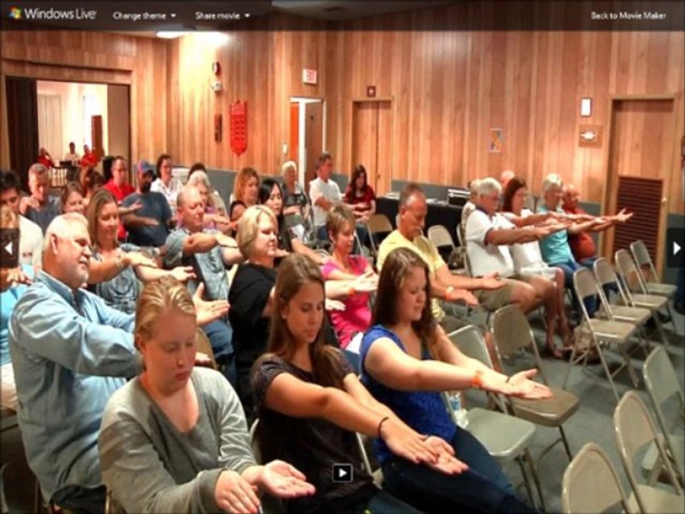 Hypnotist Mike Valmar hypnosis comedy stage show demo