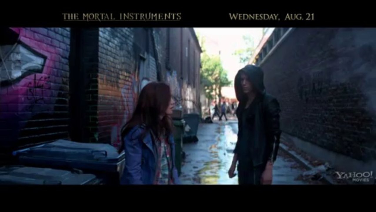 Clipe oficial - Os Instrumentos Mortais: Cidade dos Ossos - LEGENDADO (HD)