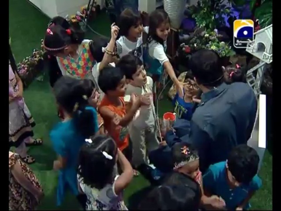 28th Sehri Charind Parind Part 1 in Amaan Ramazan with Aamir Liaquat 1434h 7-8-2013 -003