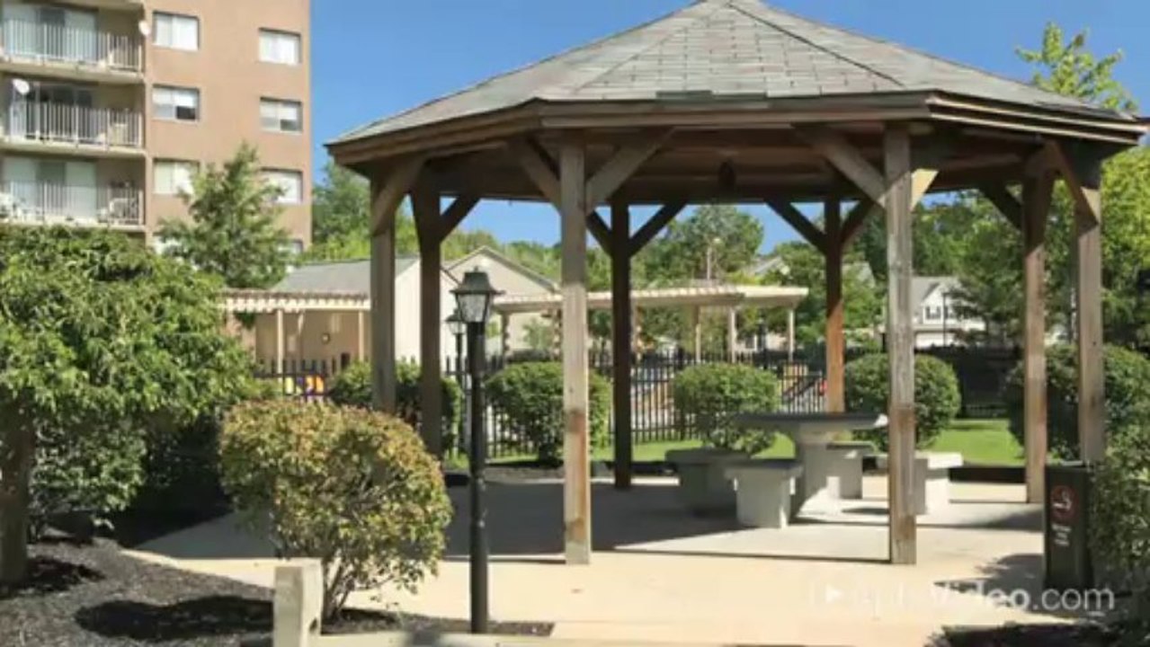 Willoughby Hills Towers Apartments in Willoughby, OH - ForRent.com