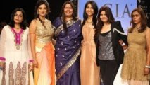 Beautiful Models Walks The Ramp For GIA show @ IIJW 2013