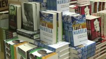 Afrique du Sud: boom des ventes de livres sur Mandela