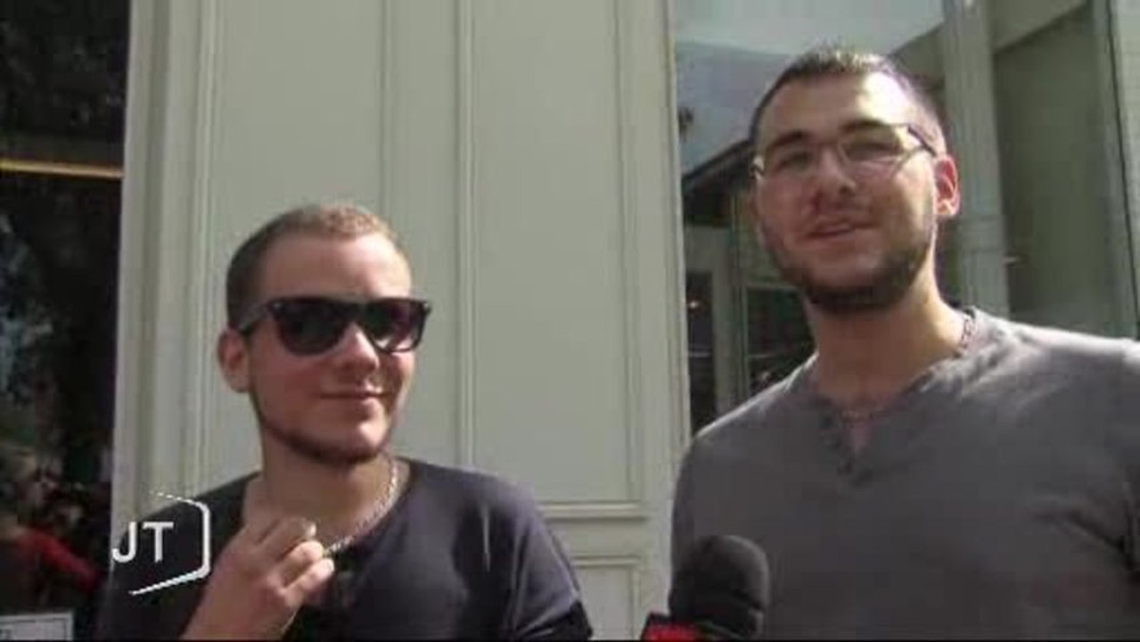 Micro-trottoir : Les animaux de la place Napoléon