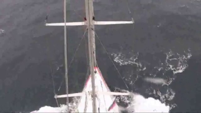 20-25 noeuds de vent en rafales, Tara navigue sur une mer de Kara un peu agitée © A.Deniaud/francetv nouvelles écritures/Thalassa/Tara Expéditions