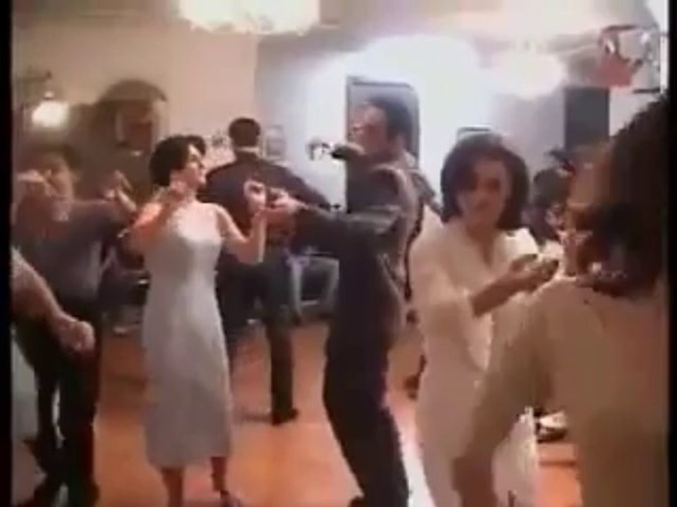 Iranis girls dance