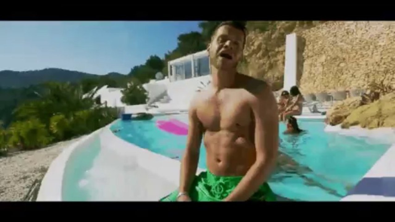 Keen'v feat Lorelei B - la vie du bon coté (parodie)