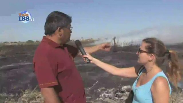 2013-08-05 Incendio devasta 20 mila metri quadrati a Capo Feto